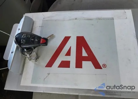 2011 Chrysler Town & Country Touring from USA, damaged, VIN 2A4RR5DG8BR721915